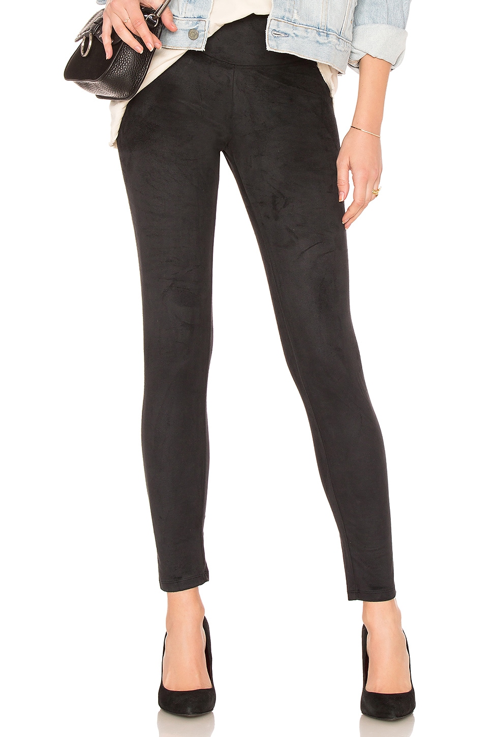 Yummie Signature Faux Suede Legging in 