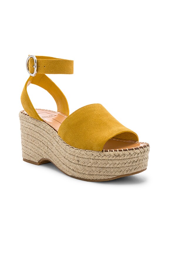 Dolce Vita Lesly Sandal | superdown