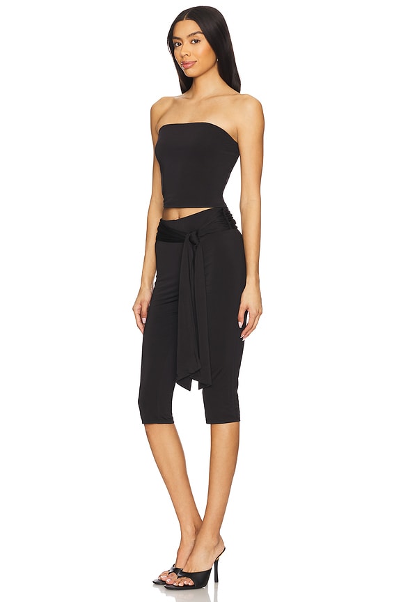Superdown Asher Capri Set In Black