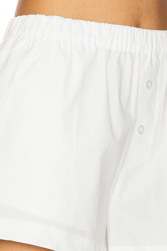 Superdown Cordelia Short In White