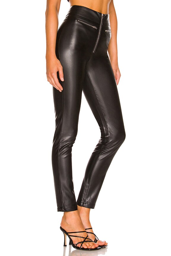 Front-Zip Mid-Rise Ruched Crop | lululemon TH