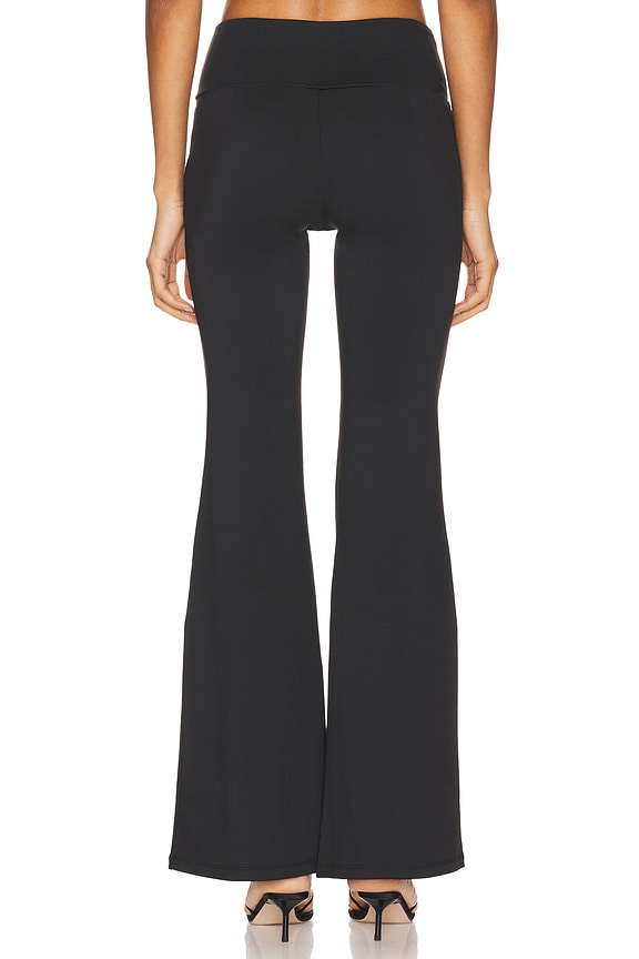 Superdown Kole Flare Pant In Black