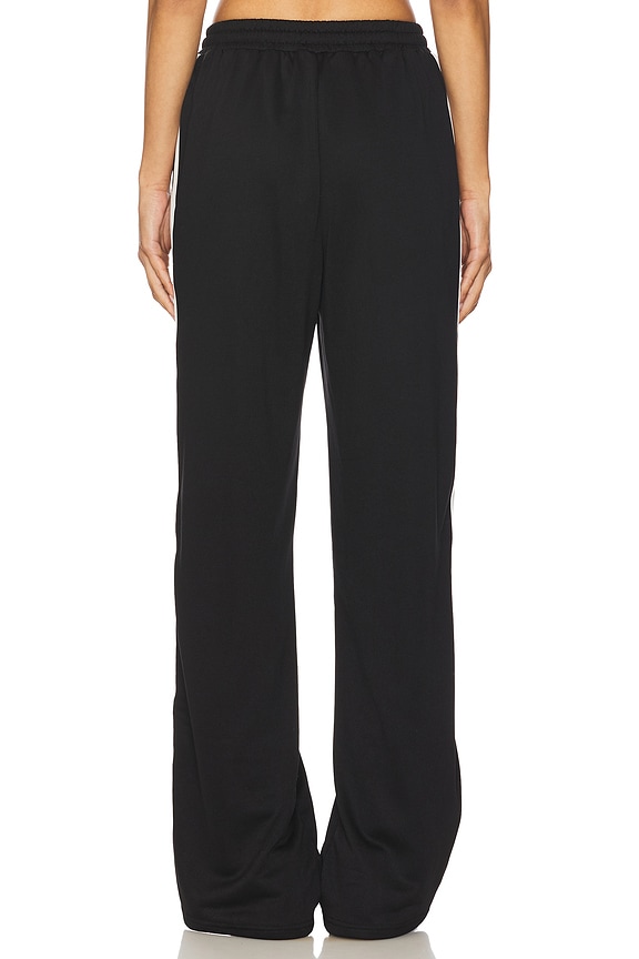 Superdown Jasmina Track Pant In Black