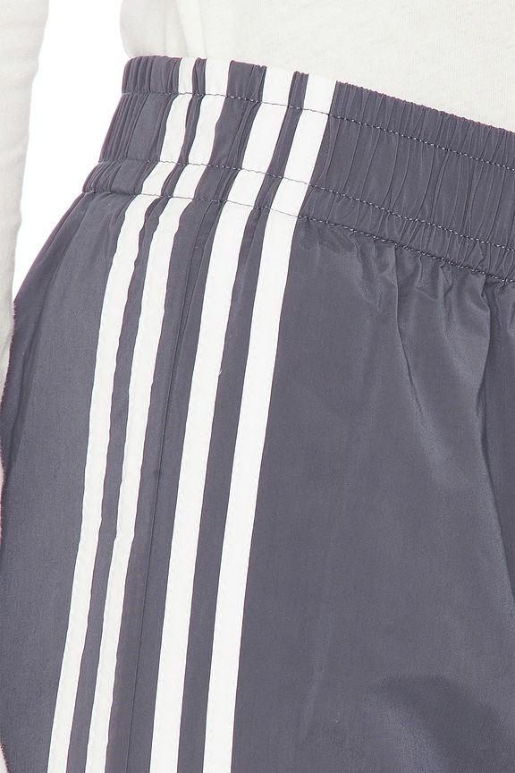Superdown Melissah Track Pant In Gray