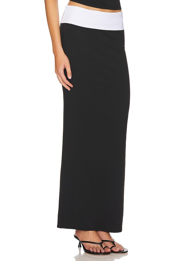Superdown Jodie Maxi Skirt In Black