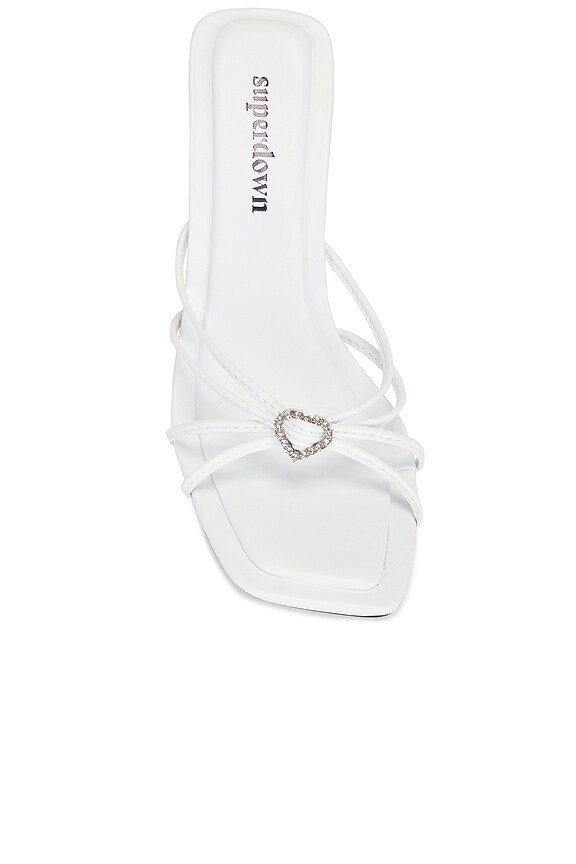 Superdown Lulu Sandal In White