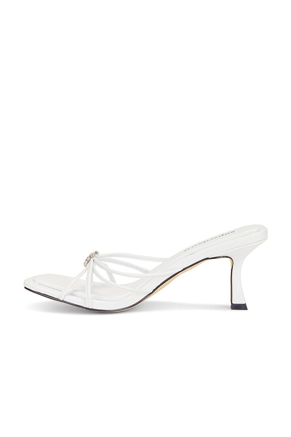 Superdown Lulu Sandal In White