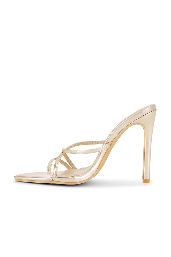 Superdown Sofia Heel In Gold