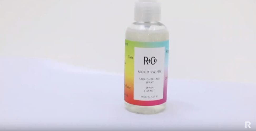 MOOD SWING Straightening Spray