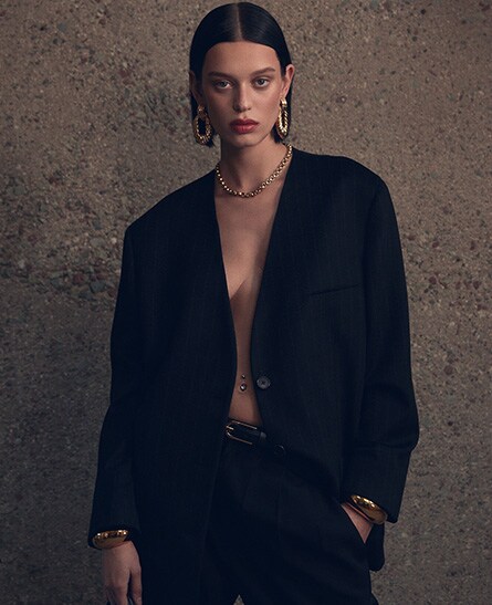 STRAIGHT FROM THE RUNWAY TREND: NO TOPS NEEDED