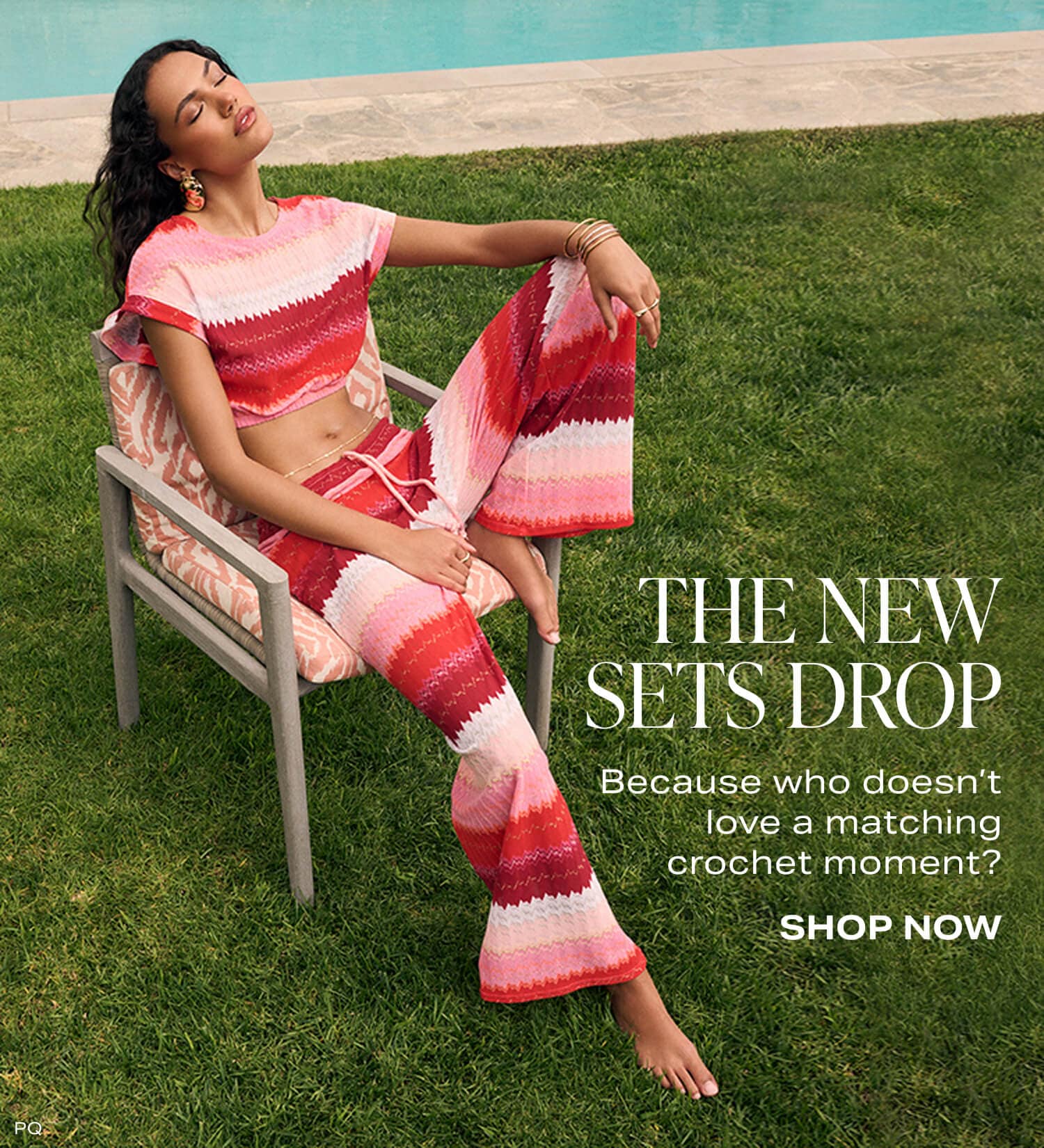 REVOLVE (リボルブ)で、有名デザイナーズブランドの洋服をショッピング