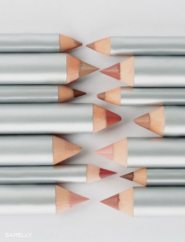A variety of makeup pencils.
