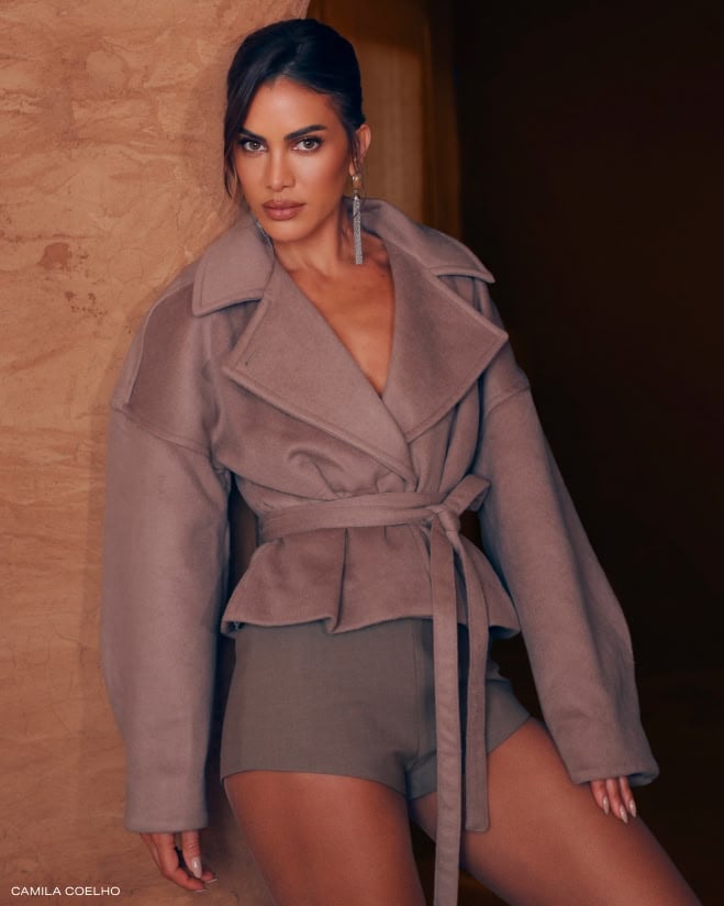 We&rsquo;re taking fall outfit inspo from our favorite It girl. This season is all about rich hues, sexy silhouettes, and timeless outwear.